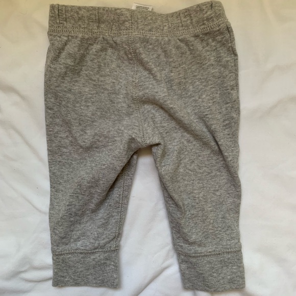 Carter’s 9 month sweatpants bundle - grey and navy/grey - Picture 4 of 7